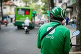 Giá xăng dầu biến động, Grab hỗ trợ tài xế ra sao?