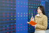 VN-Index rung lắc mạnh, khuyến nghị chốt lời từng phần và hạn chế mua mới