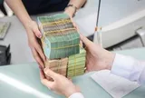 Nhân viên một ngân hàng chào lãi suất tiết kiệm gần 9%/năm dù chỉ niêm yết mức tối đa hơn 6%