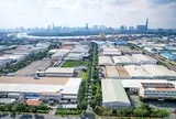 Hàng chất lượng cao vào khu công nghiệp