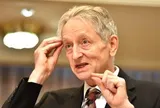 ‘Cha đẻ AI’ Geoffrey Hinton cảnh báo AI ‘nổi loạn’ sẽ ngày càng nhiều
