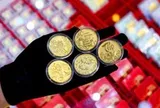 Giá vàng bất ngờ đi xuống, hướng về ngưỡng 4.100 USD/ounce