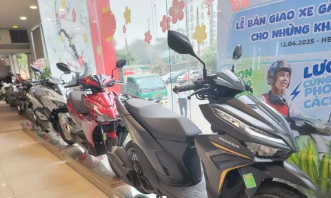 Thị trường xe máy xăng chững lại, xe máy điện tăng tốc