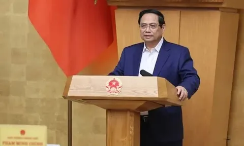 Áp lực lớn về lạm phát, giá vàng và bất động sản neo cao