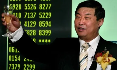 Ông chủ 61 tuổi khiến nhà giàu chờ từ 4h sáng để mua vàng vì bán giá... quá đắt