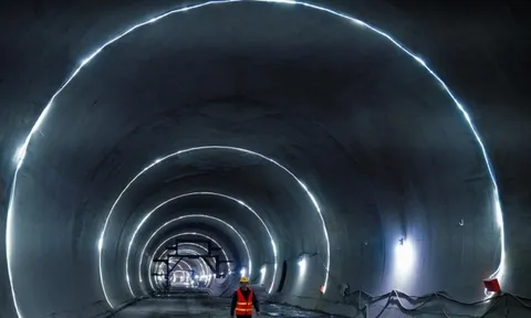 Lần đầu tiên trên thế giới: Trung Quốc để AI "chỉ tay" cho con người xây đường hầm, sai một ly đi một dặm