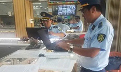 9 doanh nghiệp kinh doanh vàng bị xử phạt gần 580 triệu đồng