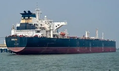 Tối nay, dầu tăng vọt 10%