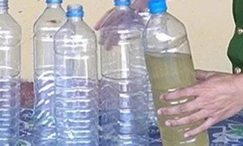 Công an cảnh báo về loại nước lạ, gây kích thích vừa xuất hiện ở vùng biên