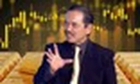 'Cần có chính sách để người dân sẵn sàng bán vàng, đưa tiền ra mở cửa hàng hoặc đầu tư sản xuất, kinh doanh'