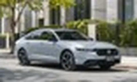 Honda Accord 2026 ra mắt ĐNÁ: Giá quy đổi 1,2 tỷ đồng, nâng cấp công nghệ an toàn đấu Toyota Camry