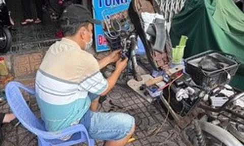 "Phù phép" xe đạp điện thành xe máy điện