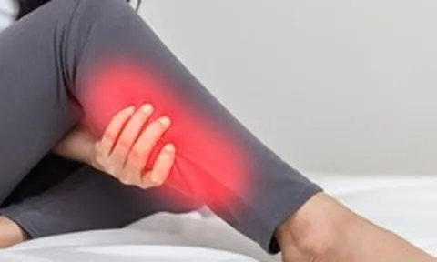 Thường xuyên đau nhức bắp chân, hãy thử ngay 2 mẹo này