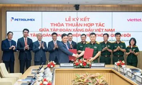 Viettel bắt tay Petrolimex điện hóa đội xe, đặt trạm sạc xe điện tại hệ sinh thái của Viettel