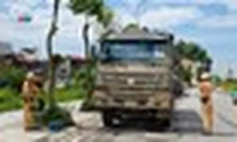 Hà Nội: Siết chặt quản lý vận tải, xử lý nghiêm hơn 1.600 xe tải vi phạm