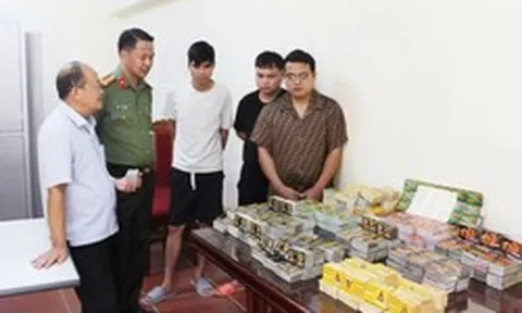 Triệt phá đường dây livestream vé cào trúng thưởng, lừa đảo hơn 600 triệu đồng