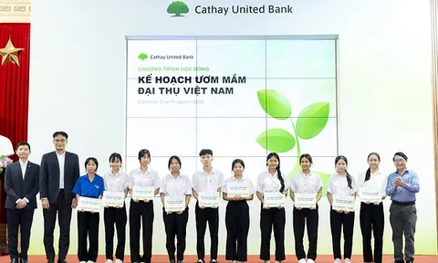 Cathay United Bank tăng cường phát triển thanh thiếu niên tại Việt Nam thông qua "Kế hoạch ươm mầm đại thụ" năm thứ 18 và giáo dục kiến thức tài chính