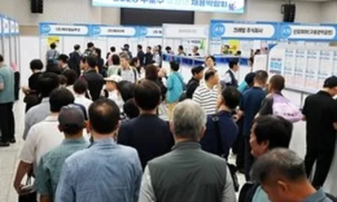 Gần 70% người Hàn từ 55-79 tuổi vẫn muốn làm việc vì lương hưu không đủ sống