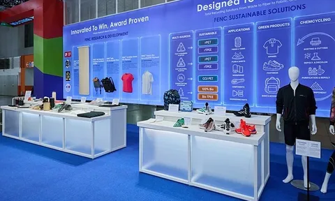ĐỔI MỚI. CẠNH TRANH. CÙNG CHIẾN THẮNG. Từ áo đấu World Cup đến đổi mới tuần hoàn, Far Eastern New Century dẫn đầu trong lĩnh vực dệt may bền vững