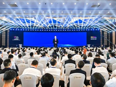 Triển lãm Dữ liệu lớn 2025 khai mạc tại Quý Dương, nêu bật tính quốc tế hóa, chuyên nghiệp và công nghiệp hóa