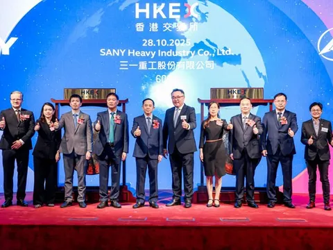 SANY Heavy Industry niêm yết trên Sở giao dịch chứng khoán Hồng Kông, đánh dấu cột mốc mới trong hành trình mở rộng toàn cầu với mô hình niêm yết kép "A+H"