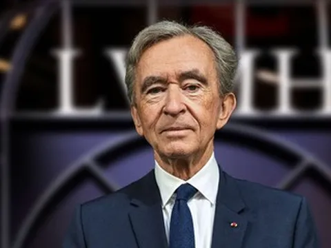 Thân thế ít ai biết của những tỷ phú giàu nhất thế giới