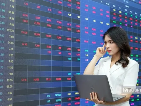 VN-Index hướng mốc 1.920 điểm, thận trọng áp lực chốt lời vùng 1.900
