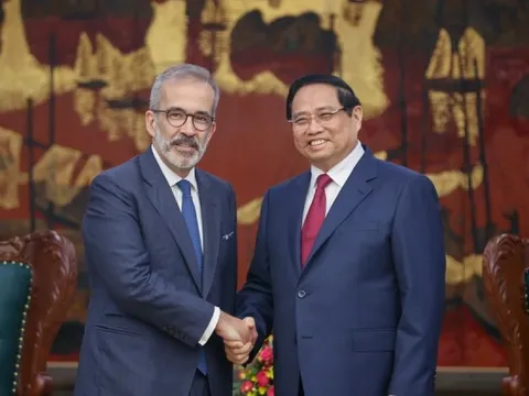 Doanh nghiệp Bồ Đào Nha muốn tham gia các dự án năng lượng tái tạo ở Việt Nam