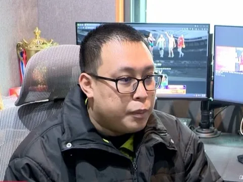 Người Thỏ của Xôi Lạc TV lộ mặt sau 10 năm ẩn danh, nói về cát xê: "'Tôi được trả 300 nghìn đồng cho một trận bình luận'”