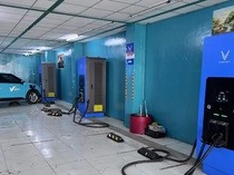 Nhu cầu lắp trạm sạc, tủ đổi pin xe điện tăng cao