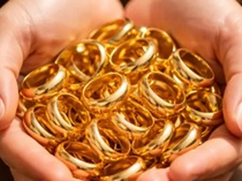 Tích sản hay tích rủi ro?