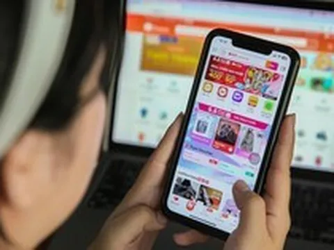 Mua online tưởng rẻ, ai ngờ "dính" thêm khoản phí này