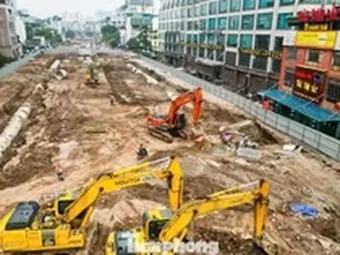Cận cảnh tiến độ thi công khẩn cấp đường Vành đai 2,5 đoạn qua Cầu Giấy