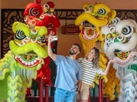 NCB tiên phong cung cấp giải pháp thanh toán qua mã QR dành cho khách quốc tế