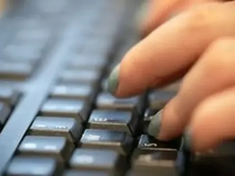 Nhiều nhân viên Mỹ vẫn không muốn dùng AI trong công việc