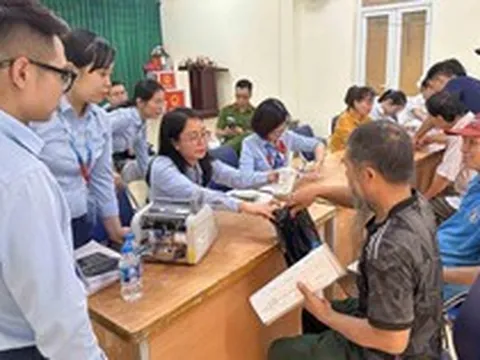 Gần 1.000 hộ dân tại một xã ở Hà Nội đồng loạt nhận tiền đền bù đất làm siêu dự án hơn 34 tỷ USD quy mô lớn nhất lịch sử Vingroup