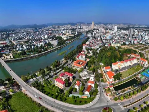 Quảng Ninh: Tập trung tháo gỡ khó khăn cho doanh nghiệp, quyết tâm lọt top các địa phương 100.000 tỷ