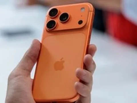 iPhone 17 Pro Max giảm giá mạnh, thấp nhất từ trước đến nay