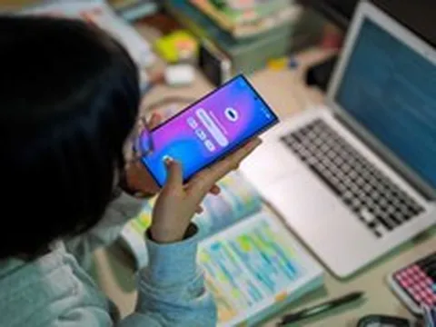 Cảnh báo: Chatbot AI đang bí mật "nịnh bợ" và nói dối để làm hài lòng bạn