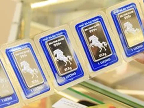 Giá bạc hôm nay 1-5 xuống thấp nhất 1 tháng qua, có nên mua vào lúc này?