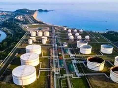 Kinh doanh xăng dầu: Người thắng lớn, kẻ lỗ nặng
