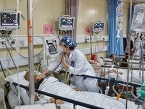Hai người đàn ông cùng mắc ung thư gan dù không rượu hay thuốc lá: Hoá ra trong nhà đều có chung 1 thứ… "vô hình"