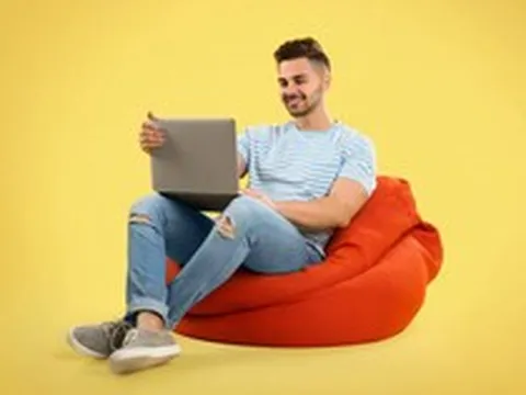 Dùng AI quá 10 phút/ngày? Bạn đang tự "hủy hoại" bộ não mình mà không biết!