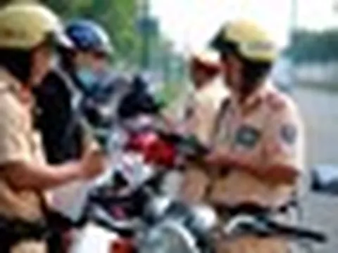 Một lỗi rất nhiều người đi xe máy, ô tô mắc phải, nhưng cái giá phải trả lên tới 22 triệu đồng