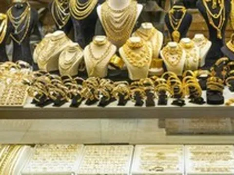 Thuế thu hồi công văn đề nghị tiệm vàng cung cấp tài khoản của nhân viên