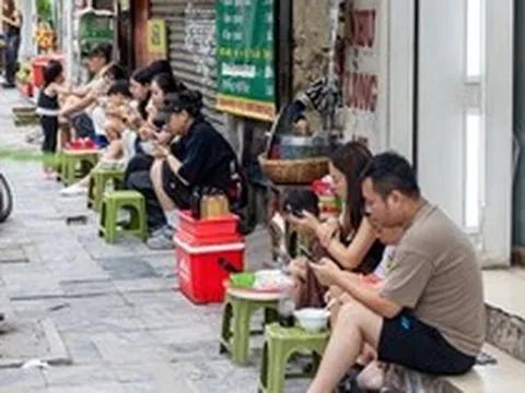 Hà Nội đề xuất phạt tới 6 triệu đồng hành vi lấn chiếm vỉa hè kinh doanh