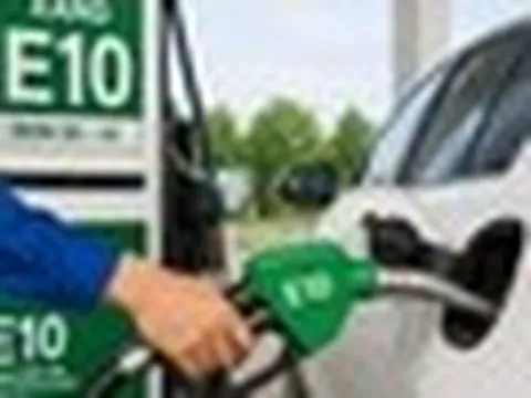 Hiệp hội ô tô, xe máy nói gì về xăng E10?