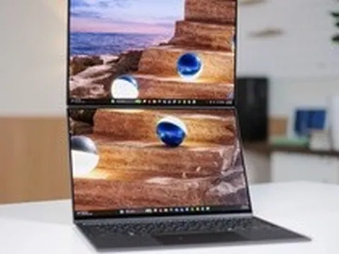 Dân tài chính dùng laptop này là “chuẩn”: Vừa soi chart, vừa làm việc