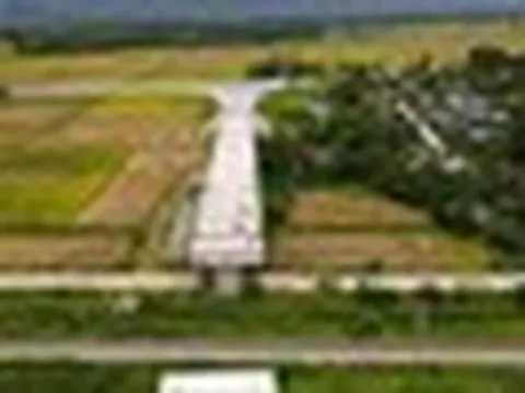 Vì sao cầu vượt đường sắt Bắc - Nam thuộc dự án 442 tỉ đồng ở Thanh Hóa dừng thi công?