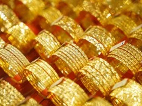 Chiều 5/6: Giá vàng SJC, vàng nhẫn trơn giảm mạnh gần 4 triệu đồng/lượng